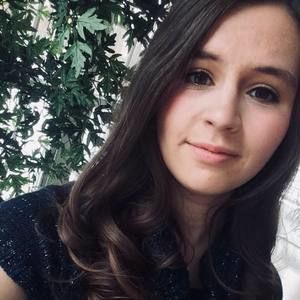 Meet your Posher, Celine